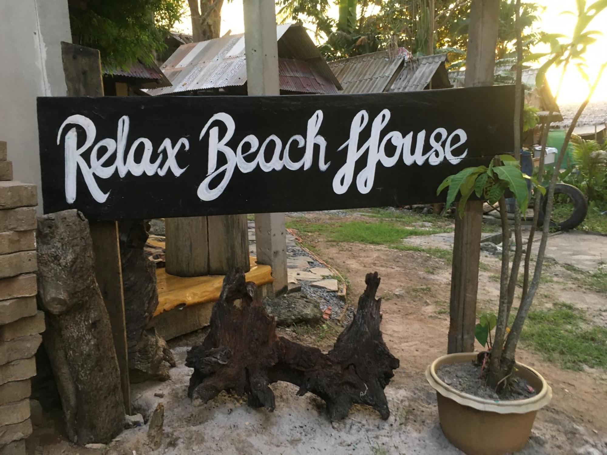 Relax Beach House Hotel Koh Lanta Ngoại thất bức ảnh